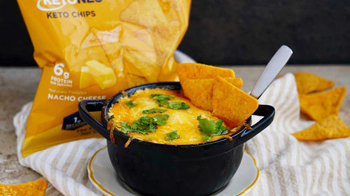 Buffalo Chicken Dip with Spicy Nacho Cheese Chips